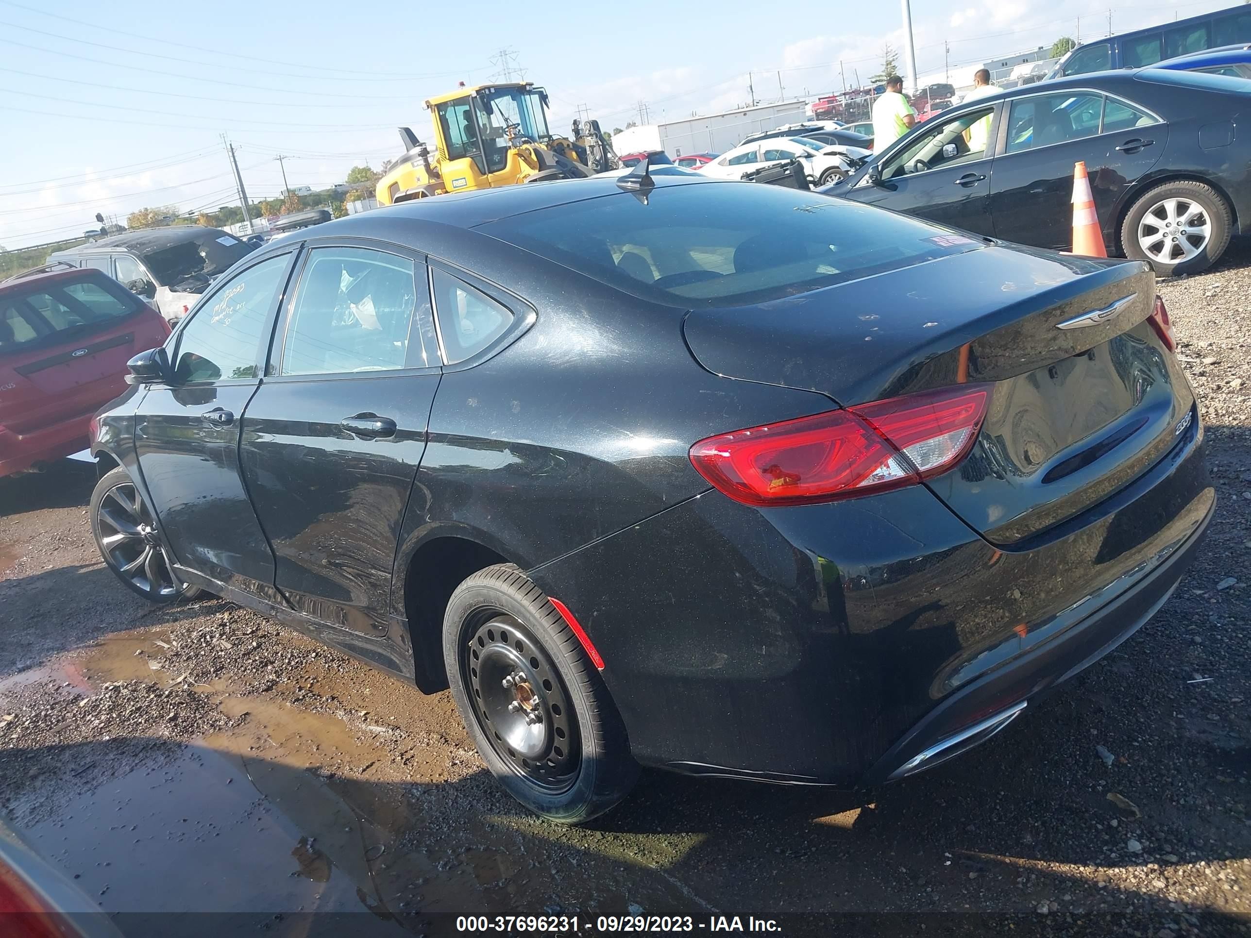 Photo 2 VIN: 1C3CCCBG1GN108256 - CHRYSLER 200 