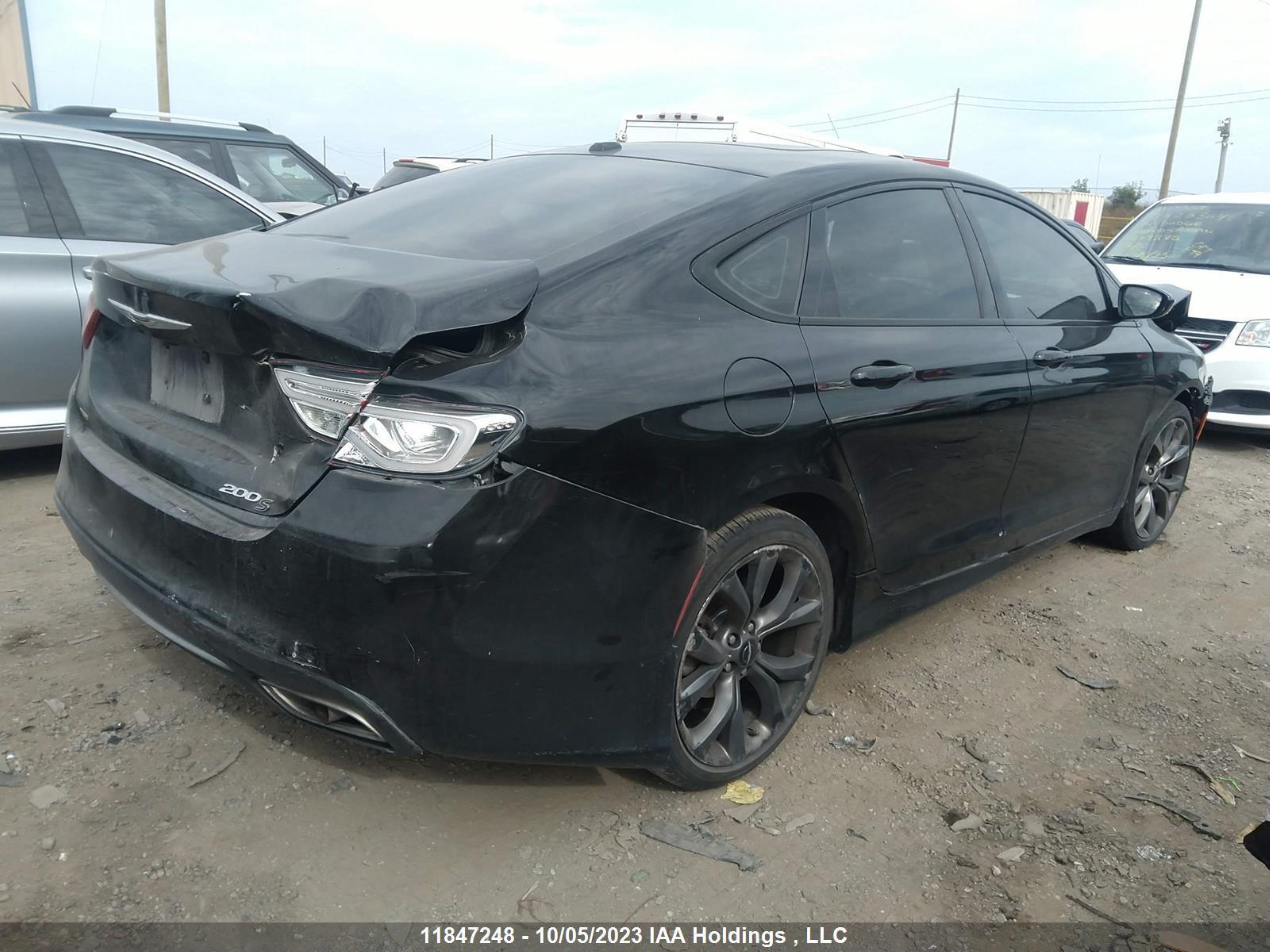 Photo 3 VIN: 1C3CCCBG8FN674283 - CHRYSLER 200 