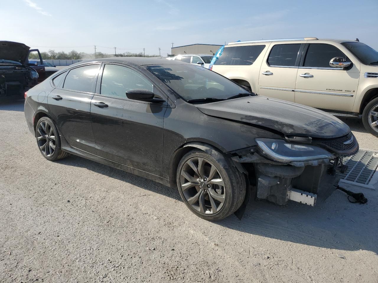 Photo 3 VIN: 1C3CCCBG9FN614397 - CHRYSLER 200 