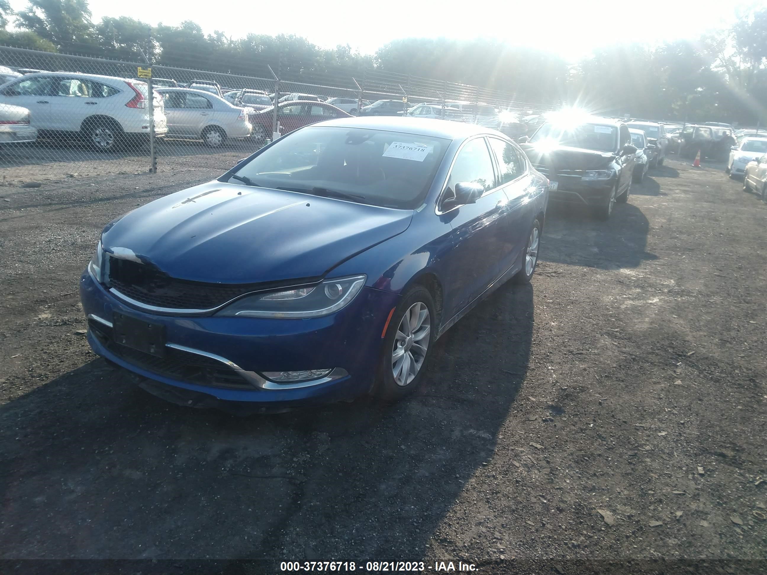 Photo 1 VIN: 1C3CCCCB3FN742556 - CHRYSLER 200 