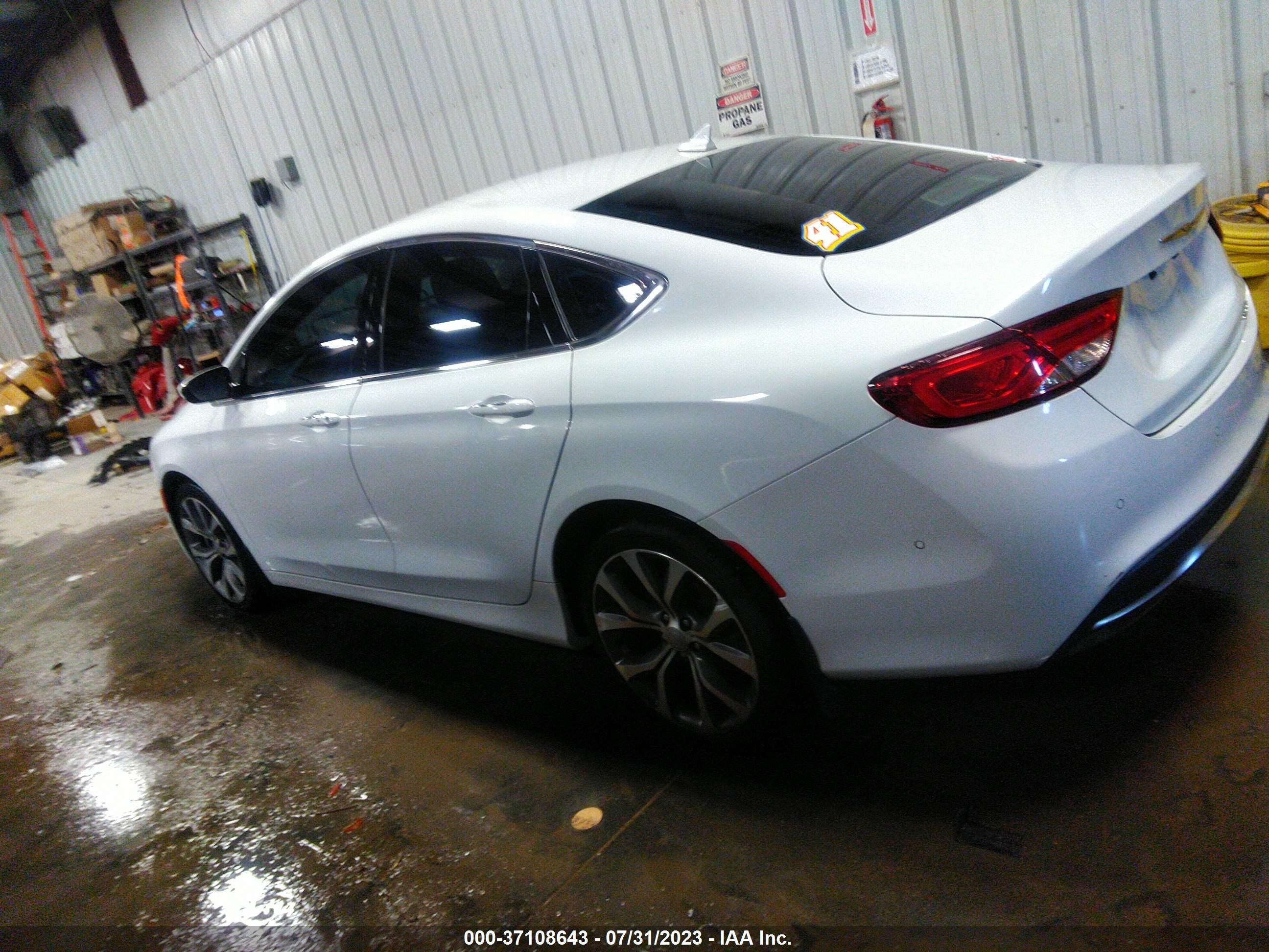 Photo 13 VIN: 1C3CCCCB4FN565757 - CHRYSLER 200 