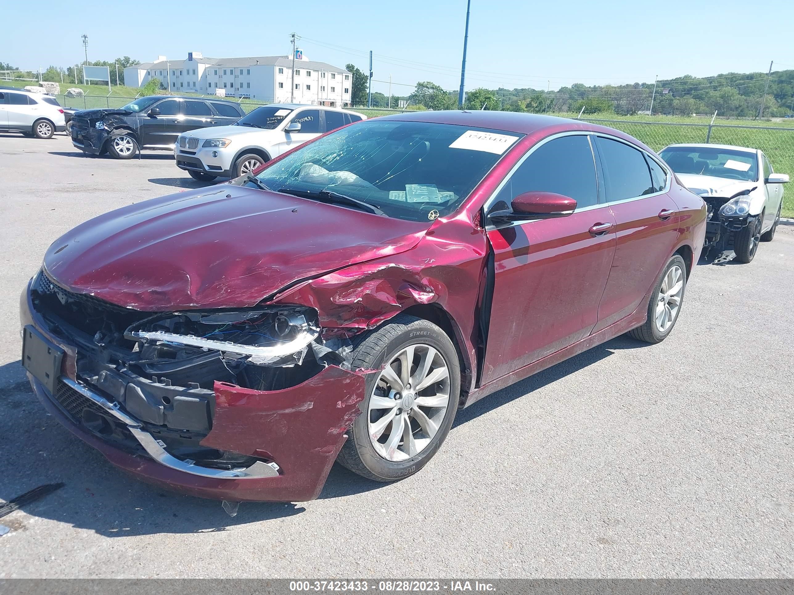 Photo 1 VIN: 1C3CCCCB4FN575799 - CHRYSLER 200 