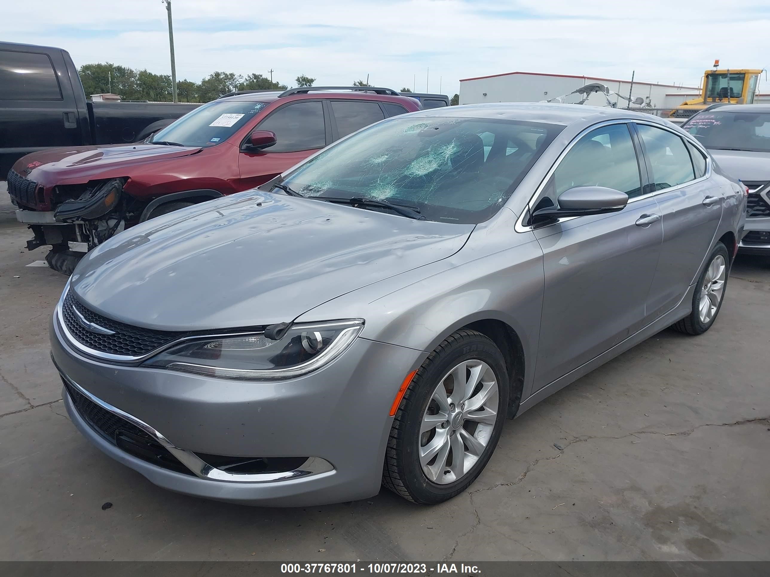 Photo 1 VIN: 1C3CCCCB6FN599392 - CHRYSLER 200 