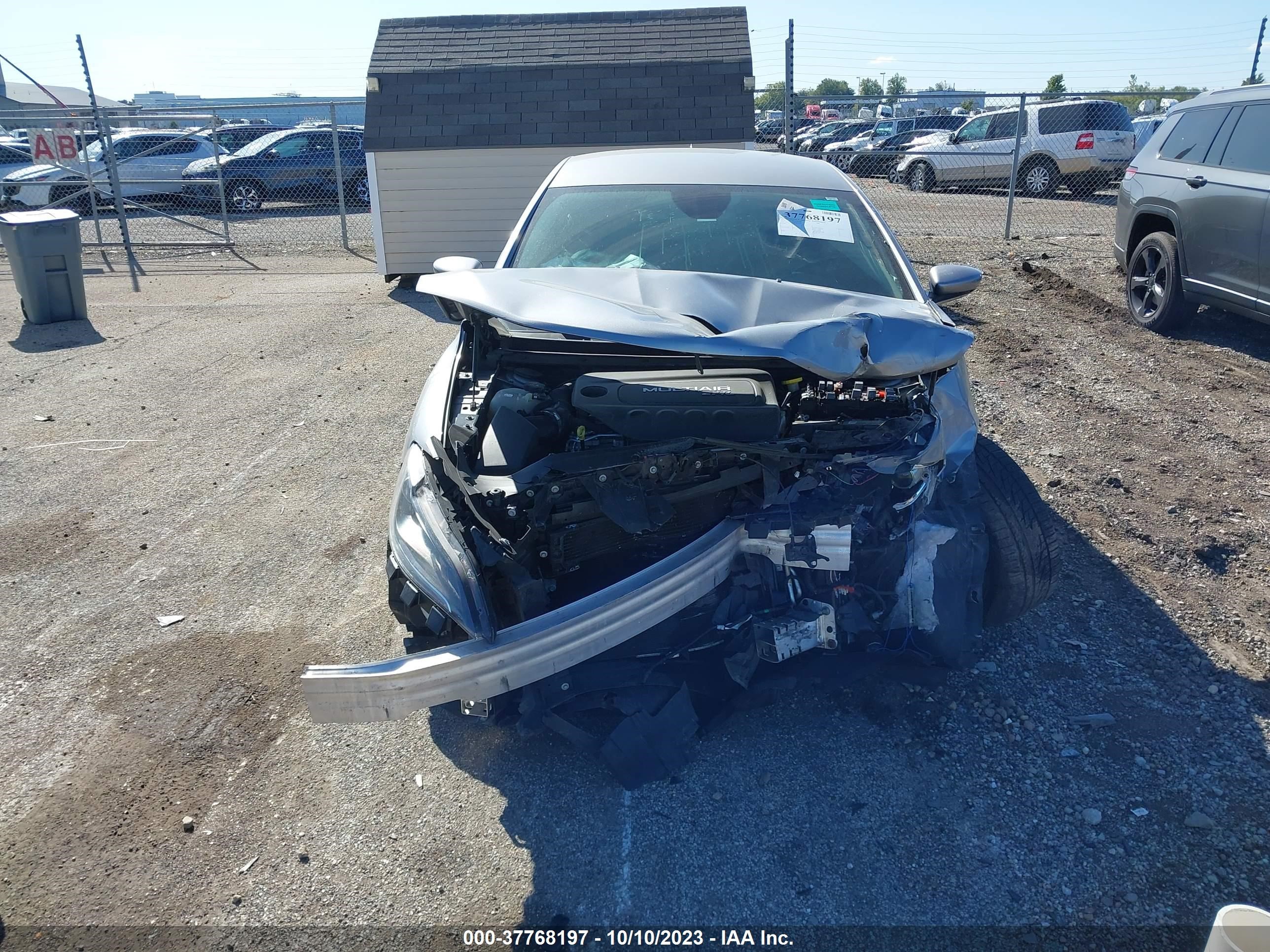 Photo 12 VIN: 1C3CCCCB7GN173681 - CHRYSLER 200 