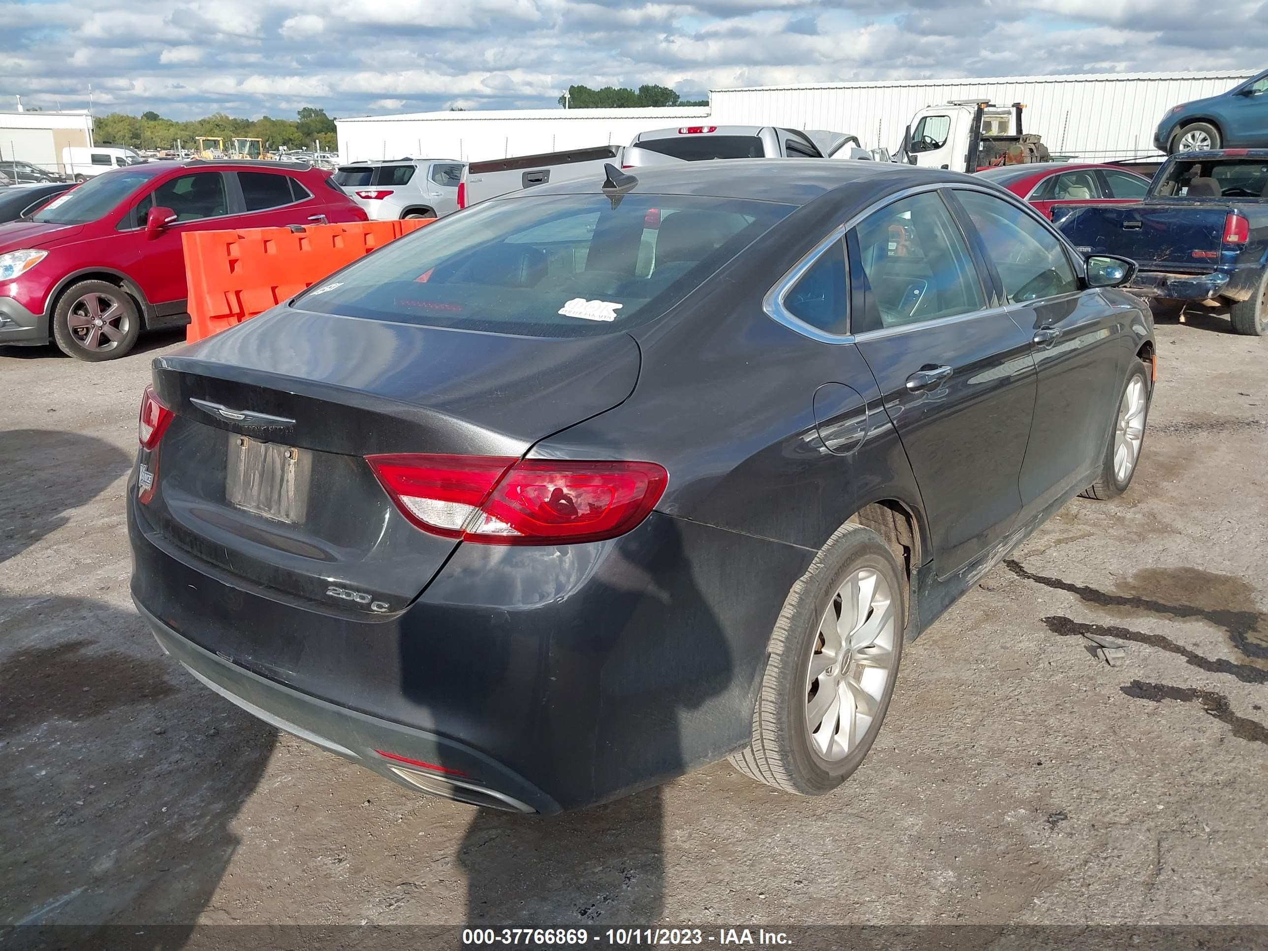 Photo 3 VIN: 1C3CCCCG2GN123007 - CHRYSLER 200 