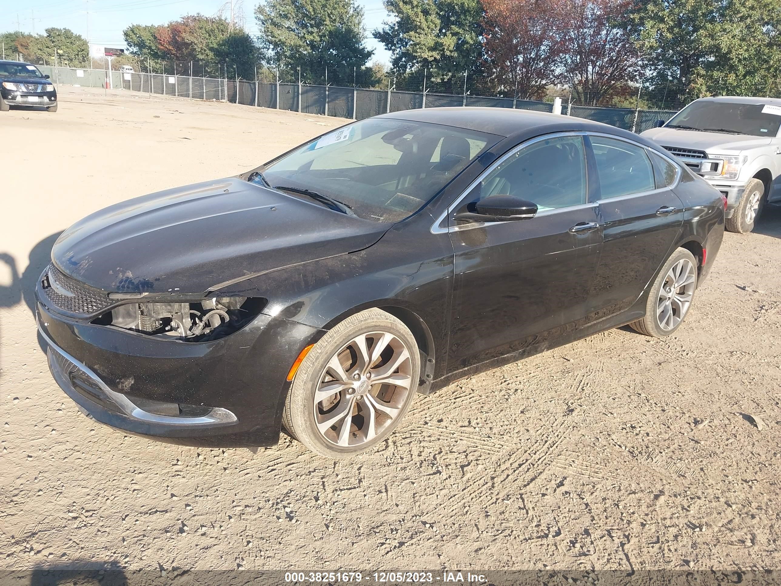 Photo 3 VIN: 1C3CCCCG6FN667248 - CHRYSLER 200 