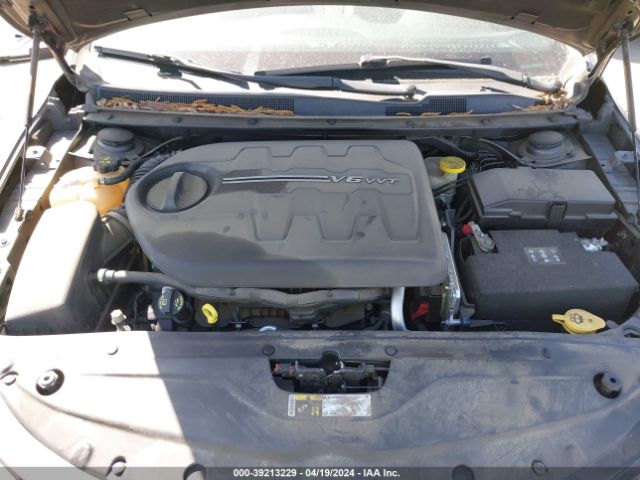 Photo 9 VIN: 1C3CCCCGXGN134983 - CHRYSLER 200 