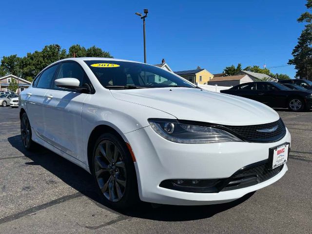 Photo 2 VIN: 1C3CCCDG8FN523344 - CHRYSLER 200 