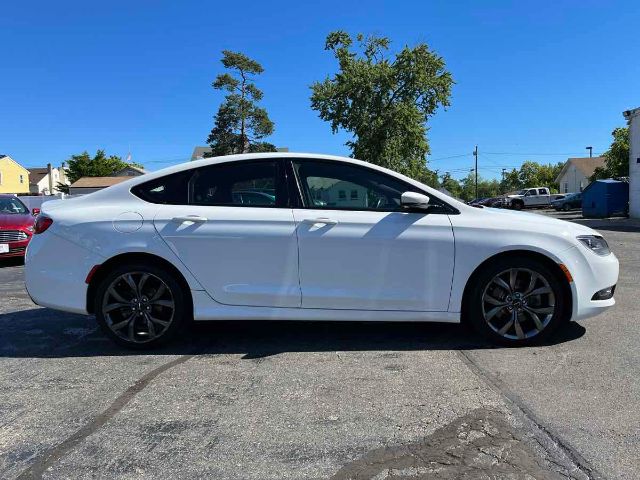 Photo 3 VIN: 1C3CCCDG8FN523344 - CHRYSLER 200 