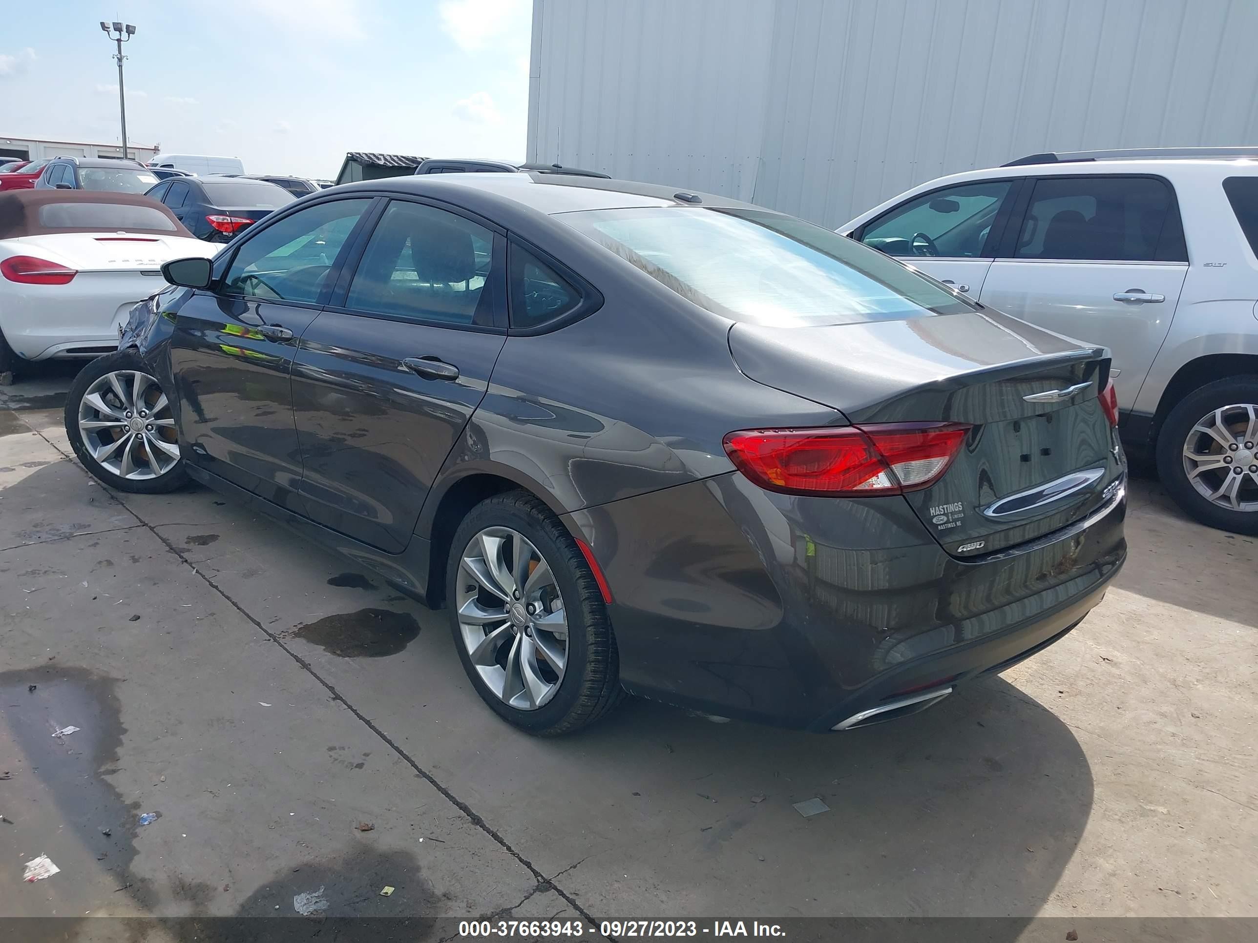 Photo 2 VIN: 1C3CCCDGXFN684360 - CHRYSLER 200 