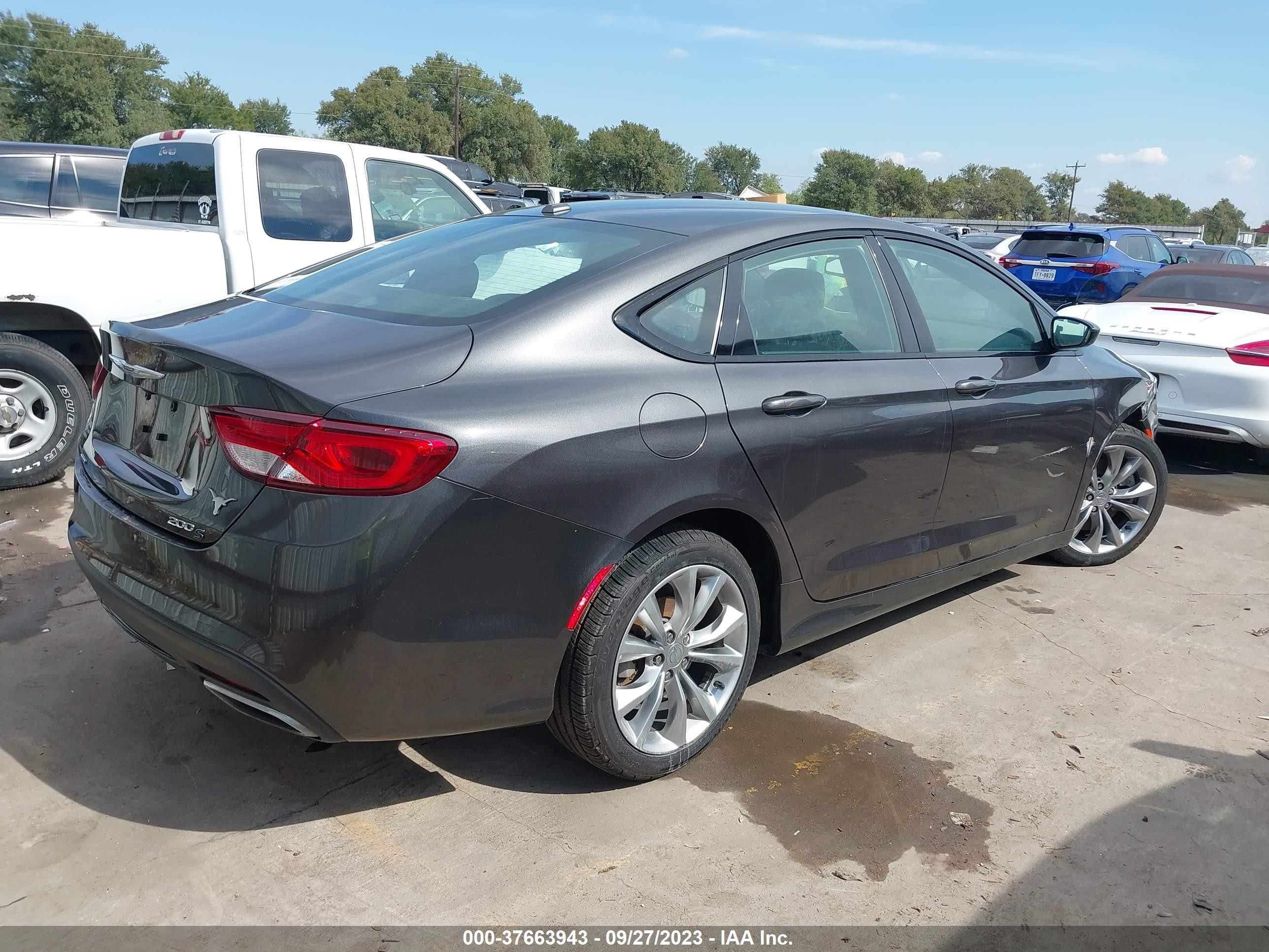 Photo 3 VIN: 1C3CCCDGXFN684360 - CHRYSLER 200 