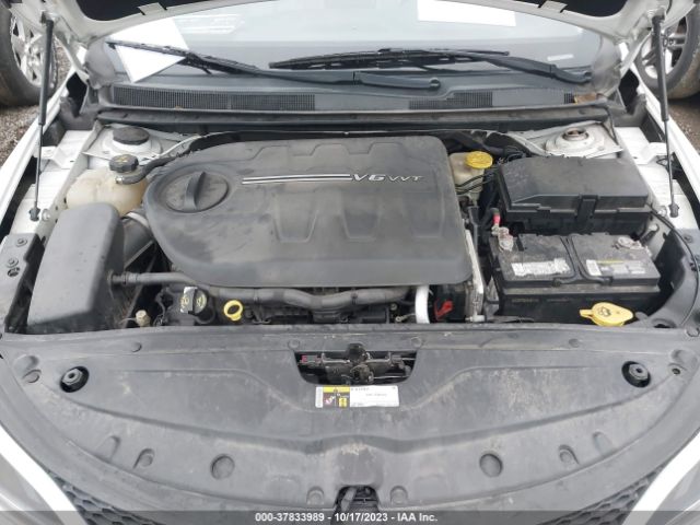 Photo 9 VIN: 1C3CCCEG1FN739650 - CHRYSLER 200 