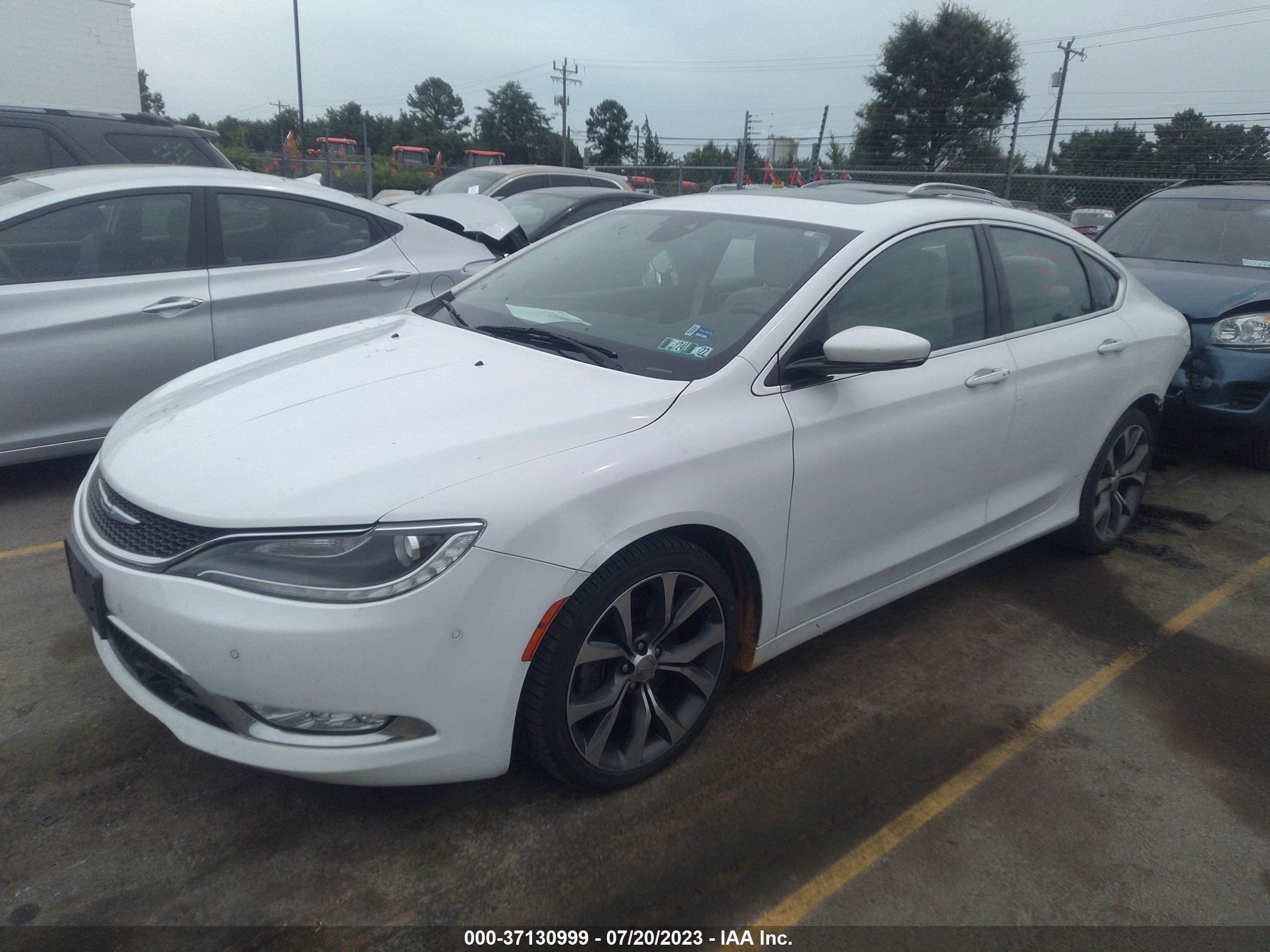 Photo 1 VIN: 1C3CCCEG8FN542751 - CHRYSLER 200 