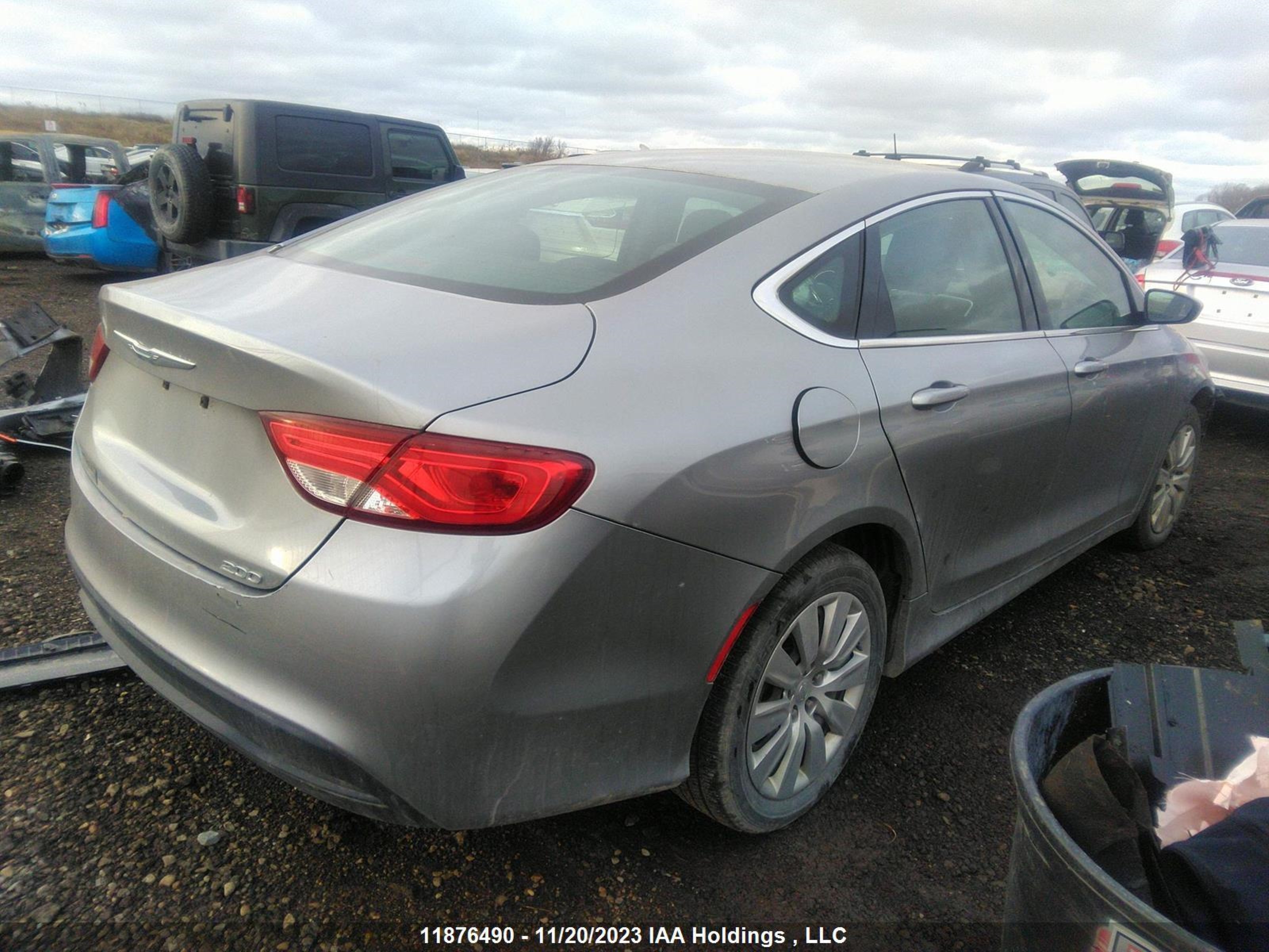 Photo 3 VIN: 1C3CCCFB2FN646381 - CHRYSLER 200 