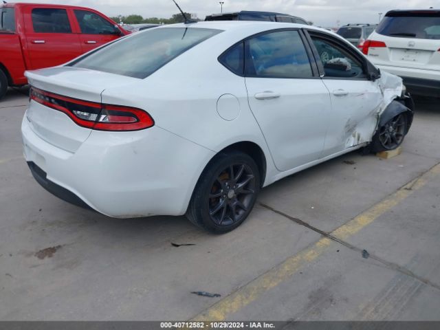 Photo 3 VIN: 1C3CDFAA0FD378322 - DODGE DART 