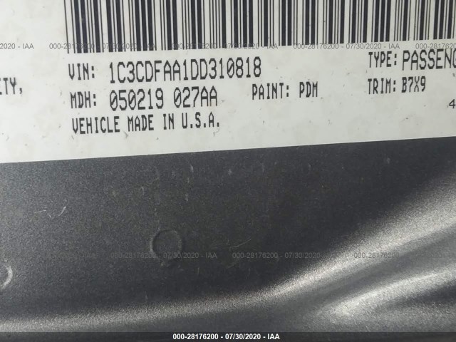 Photo 8 VIN: 1C3CDFAA1DD310818 - DODGE DART 