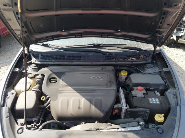 Photo 6 VIN: 1C3CDFAA4DD258908 - DODGE DART SE 