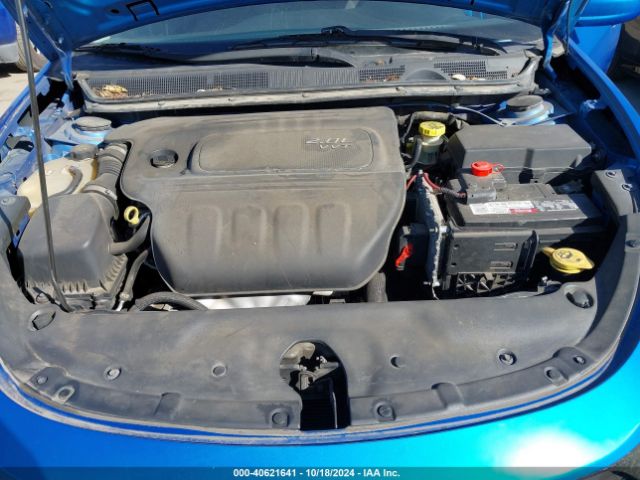 Photo 9 VIN: 1C3CDFAA4FD352872 - DODGE DART 