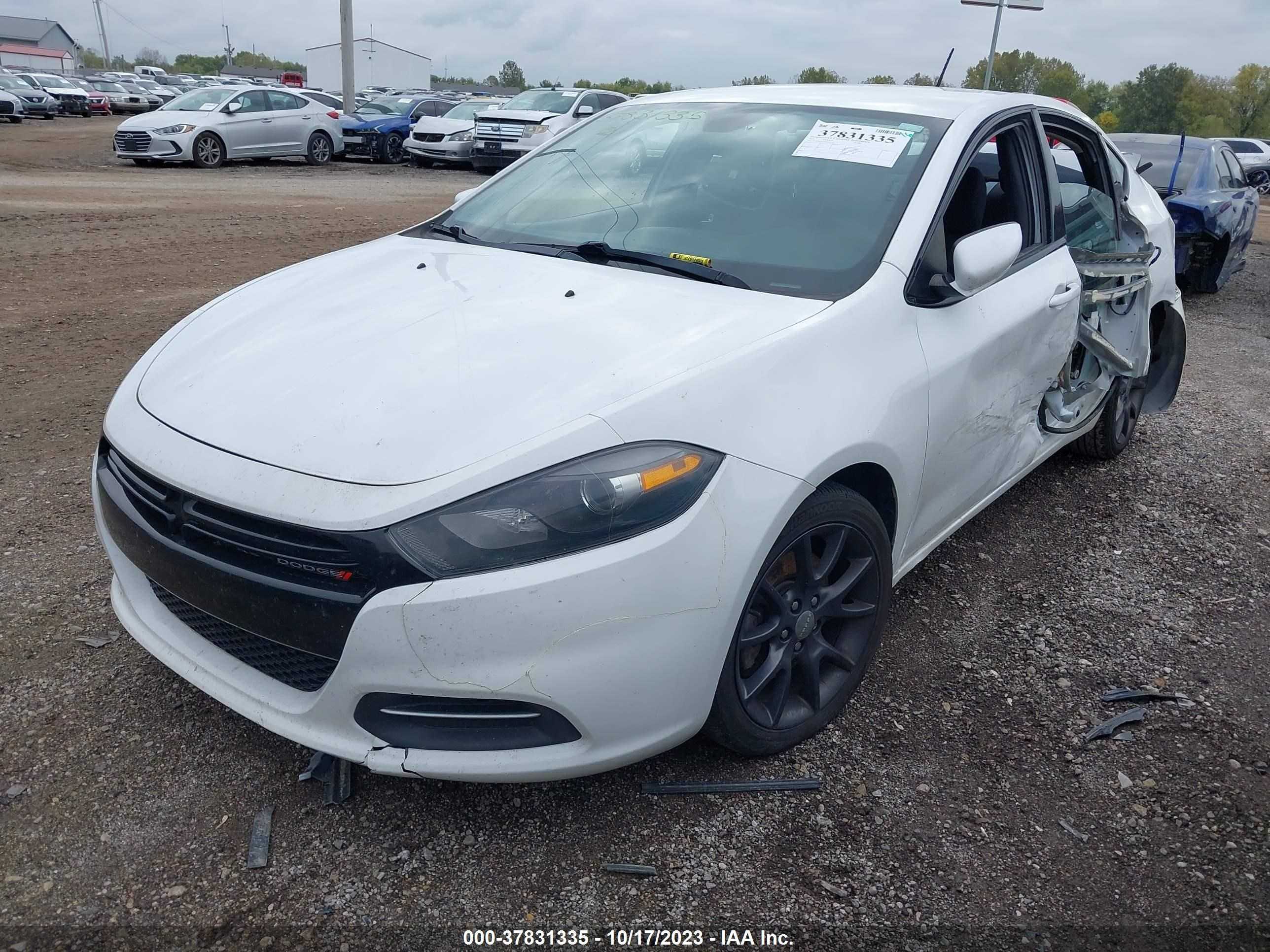 Photo 1 VIN: 1C3CDFAA4GD736734 - DODGE DART 