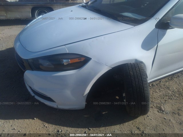 Photo 5 VIN: 1C3CDFAA6GD577568 - DODGE DART 