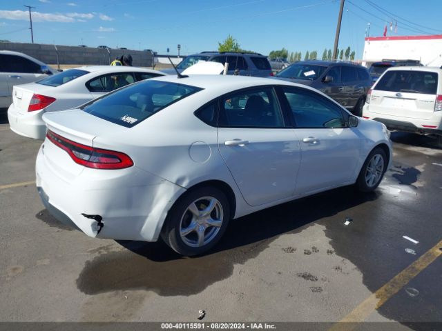 Photo 3 VIN: 1C3CDFAA8GD685139 - DODGE DART 