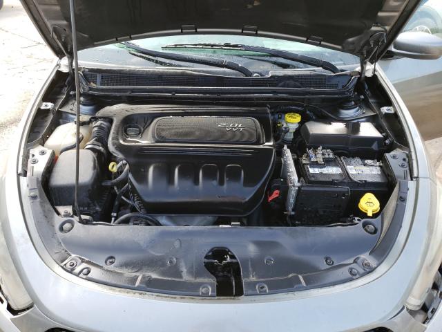 Photo 6 VIN: 1C3CDFBA0DD344165 - DODGE DART SXT 