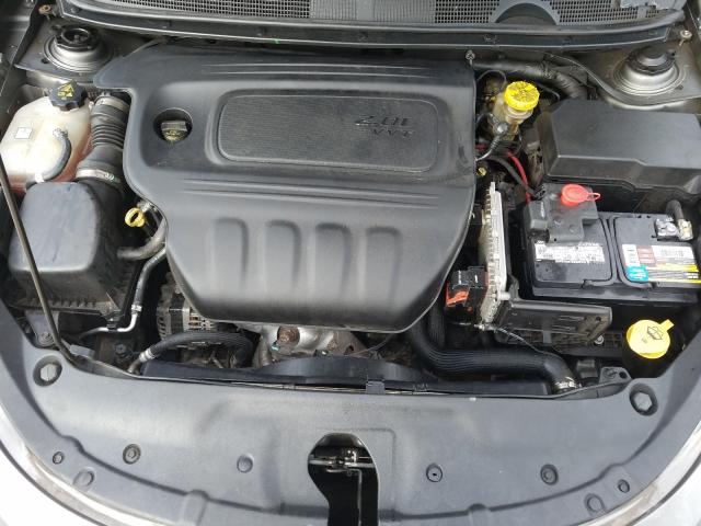 Photo 6 VIN: 1C3CDFBA2DD136787 - DODGE DART SXT 