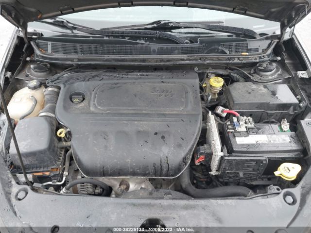 Photo 9 VIN: 1C3CDFBA3GD720538 - DODGE DART 