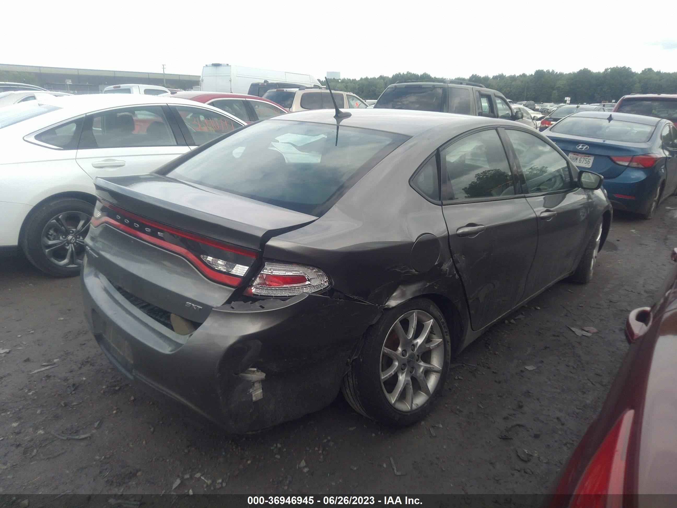 Photo 3 VIN: 1C3CDFBA6DD343750 - DODGE DART 