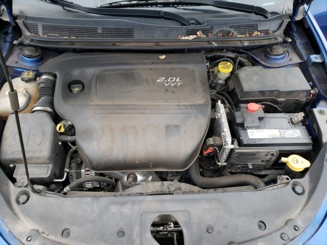 Photo 6 VIN: 1C3CDFBA8DD305131 - DODGE DART SXT 