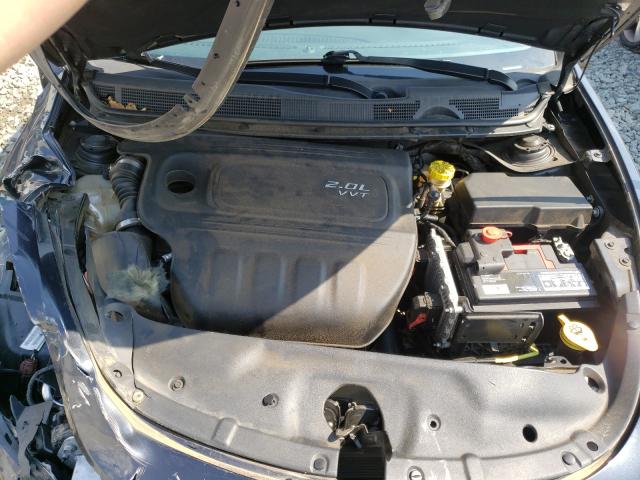 Photo 6 VIN: 1C3CDFBA8DD334628 - DODGE DART SXT 