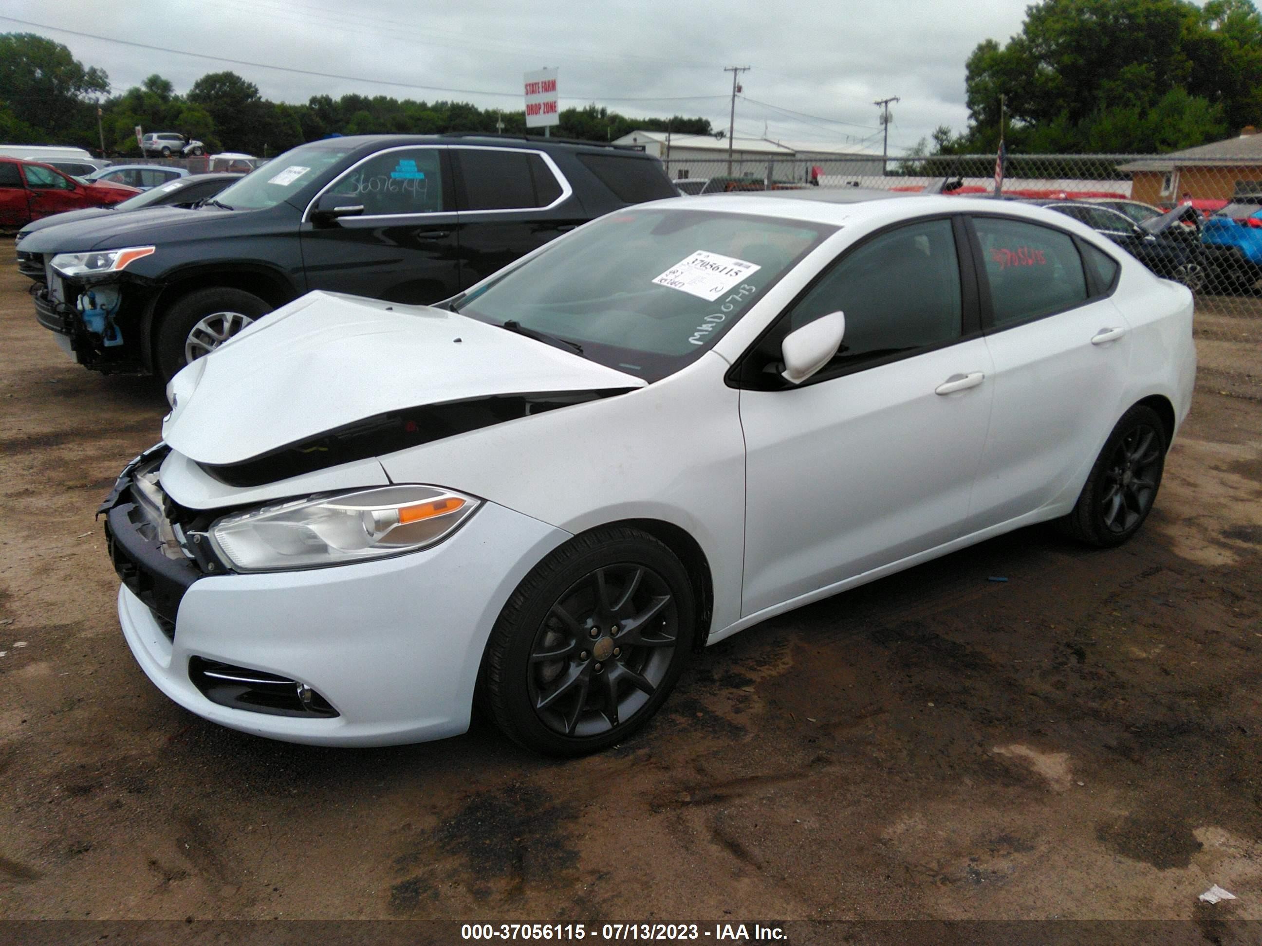 Photo 1 VIN: 1C3CDFBB2GD516547 - DODGE DART 