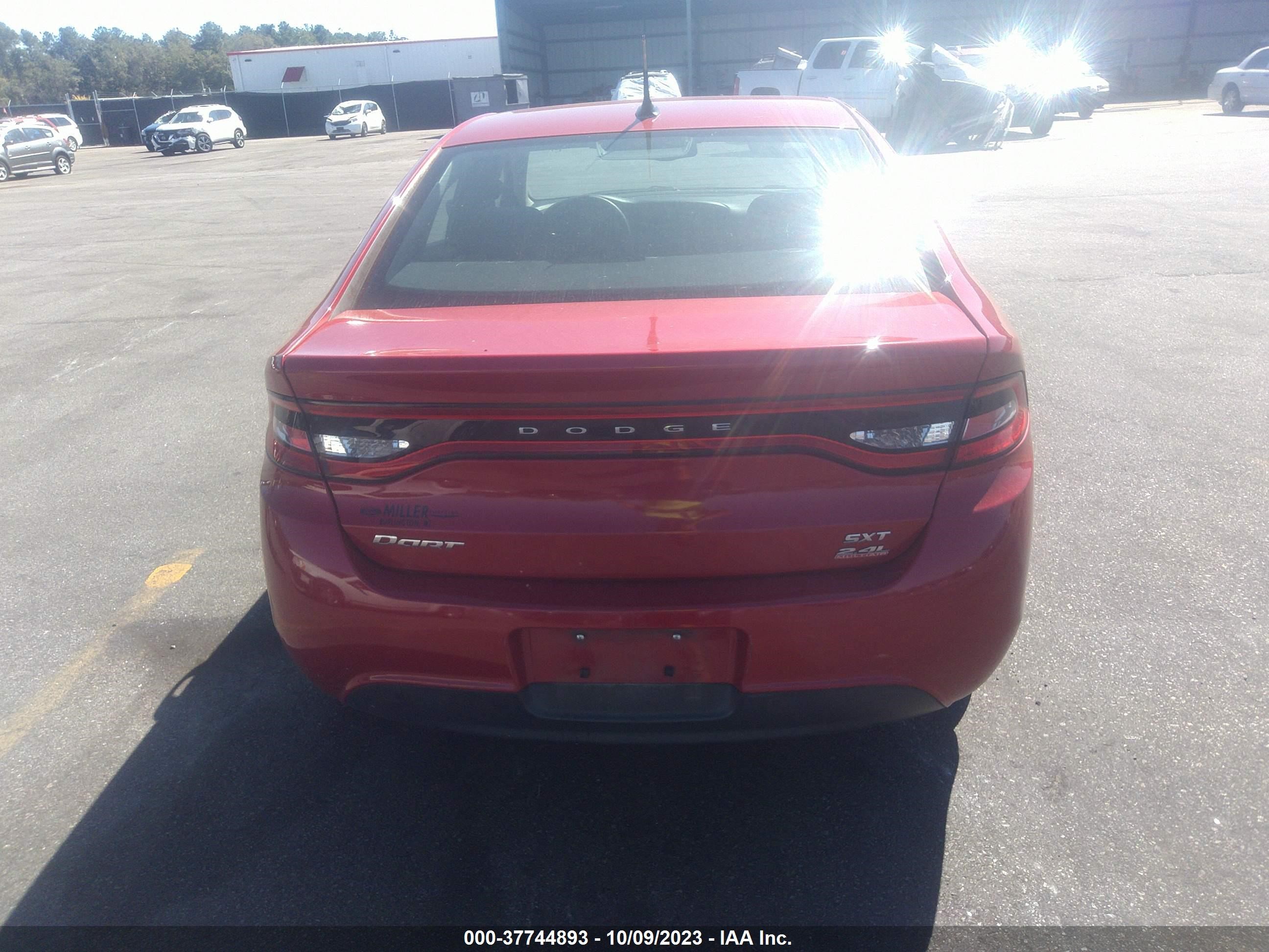 Photo 15 VIN: 1C3CDFBB4ED702510 - DODGE DART 