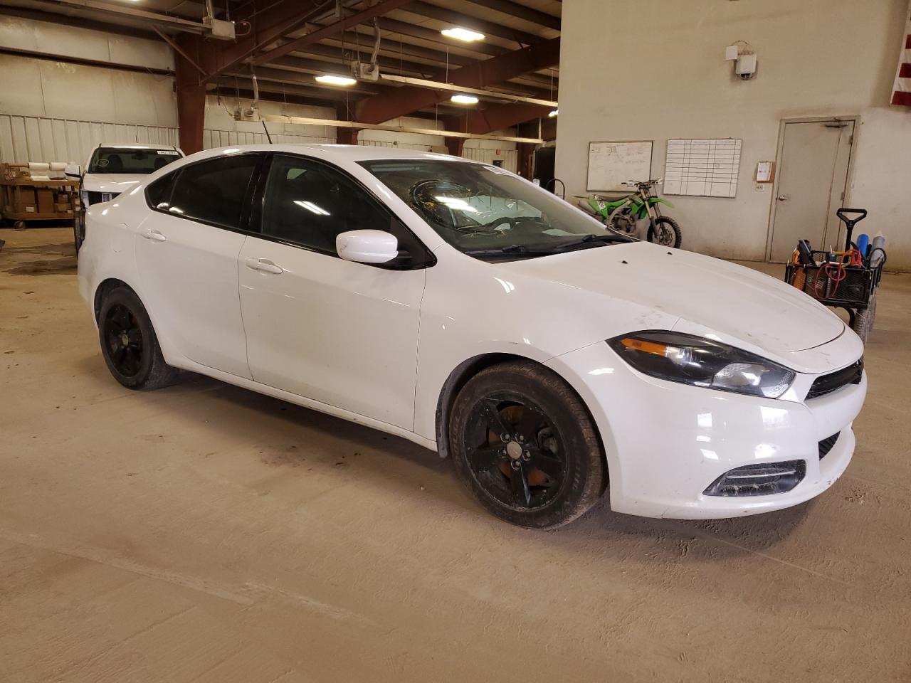 Photo 3 VIN: 1C3CDFBB7GD613419 - DODGE DART 