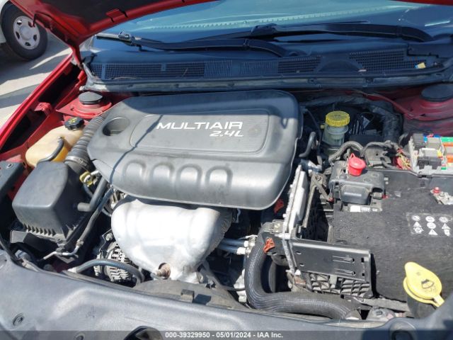 Photo 9 VIN: 1C3CDFBB8GD506752 - DODGE DART 