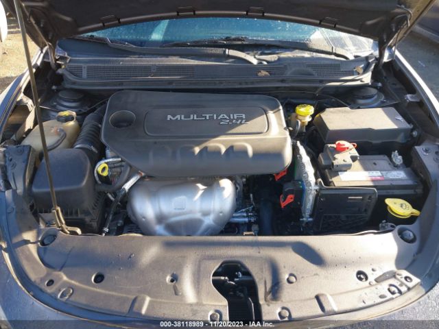 Photo 9 VIN: 1C3CDFBB9GD529070 - DODGE DART 