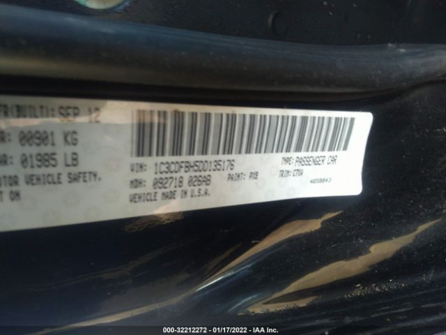 Photo 8 VIN: 1C3CDFBH5DD135176 - DODGE DART 