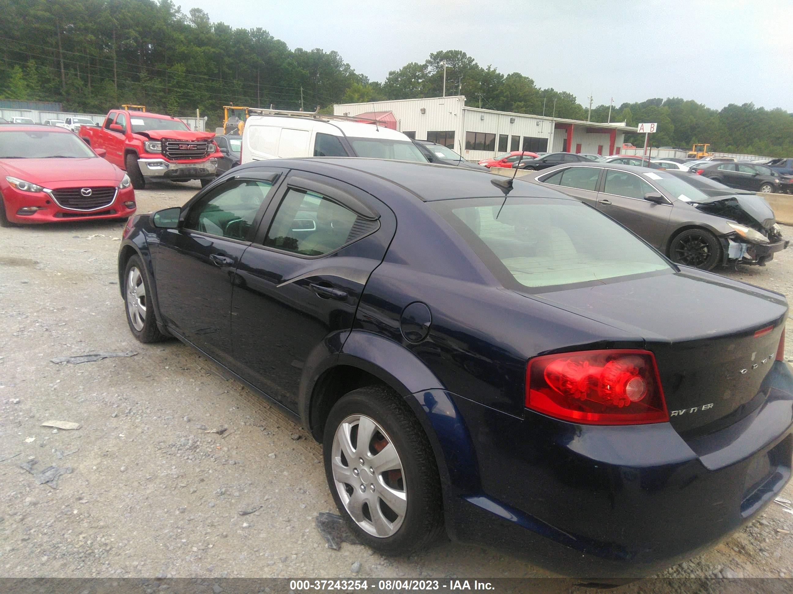 Photo 2 VIN: 1C3CDZAB0DN666939 - DODGE AVENGER 