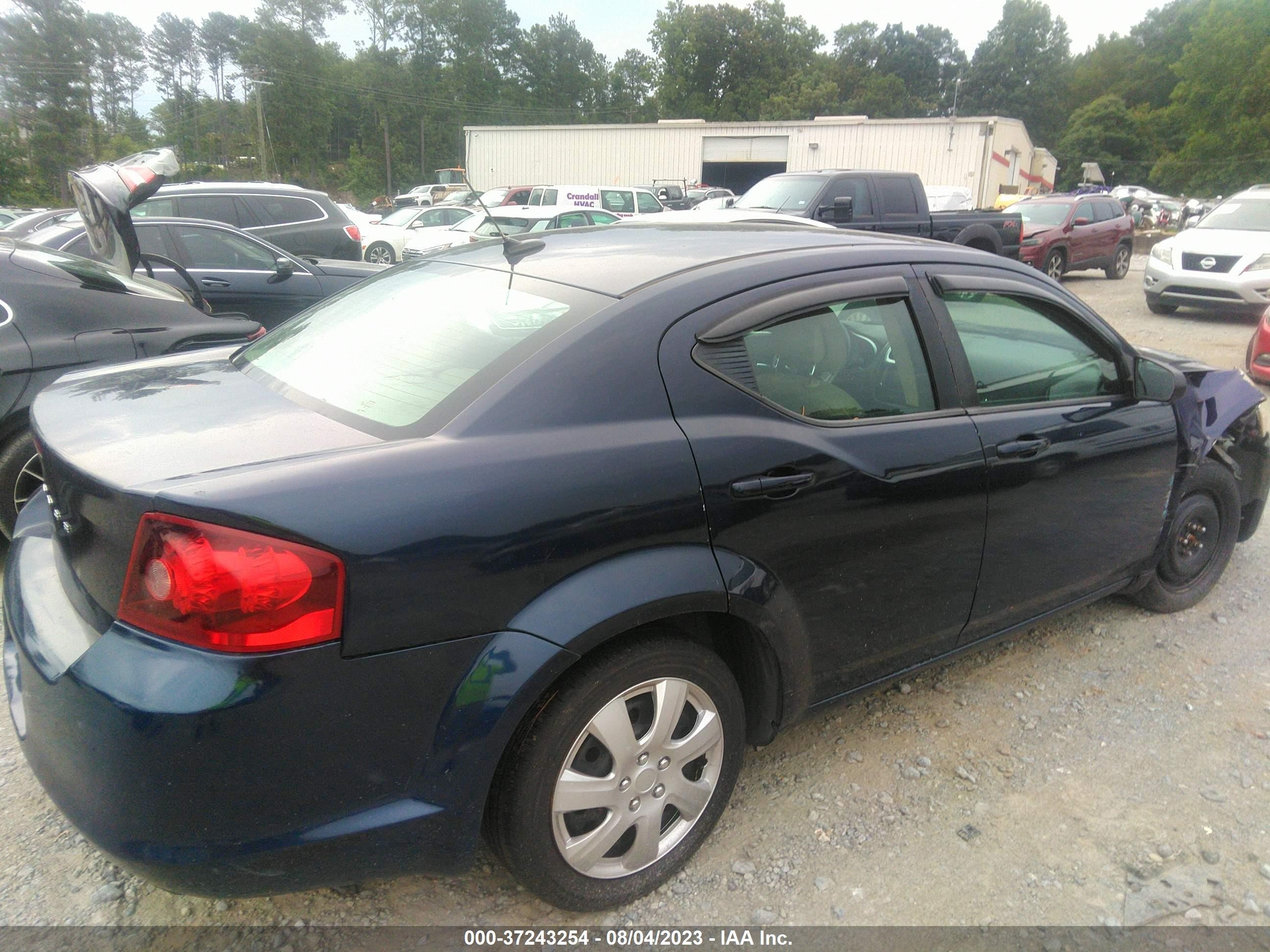 Photo 3 VIN: 1C3CDZAB0DN666939 - DODGE AVENGER 