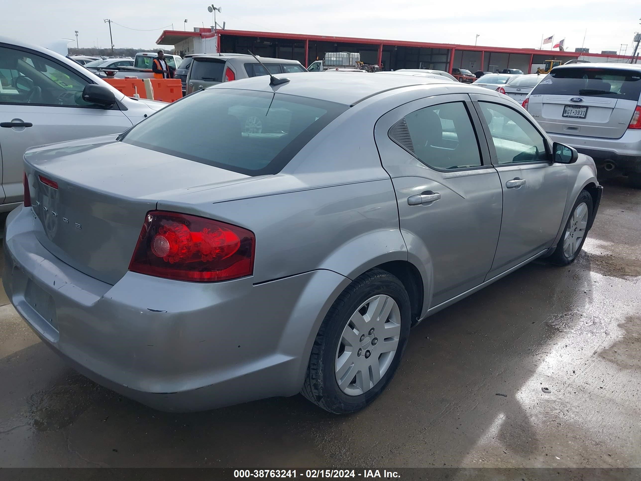 Photo 3 VIN: 1C3CDZAB1DN540444 - DODGE AVENGER 