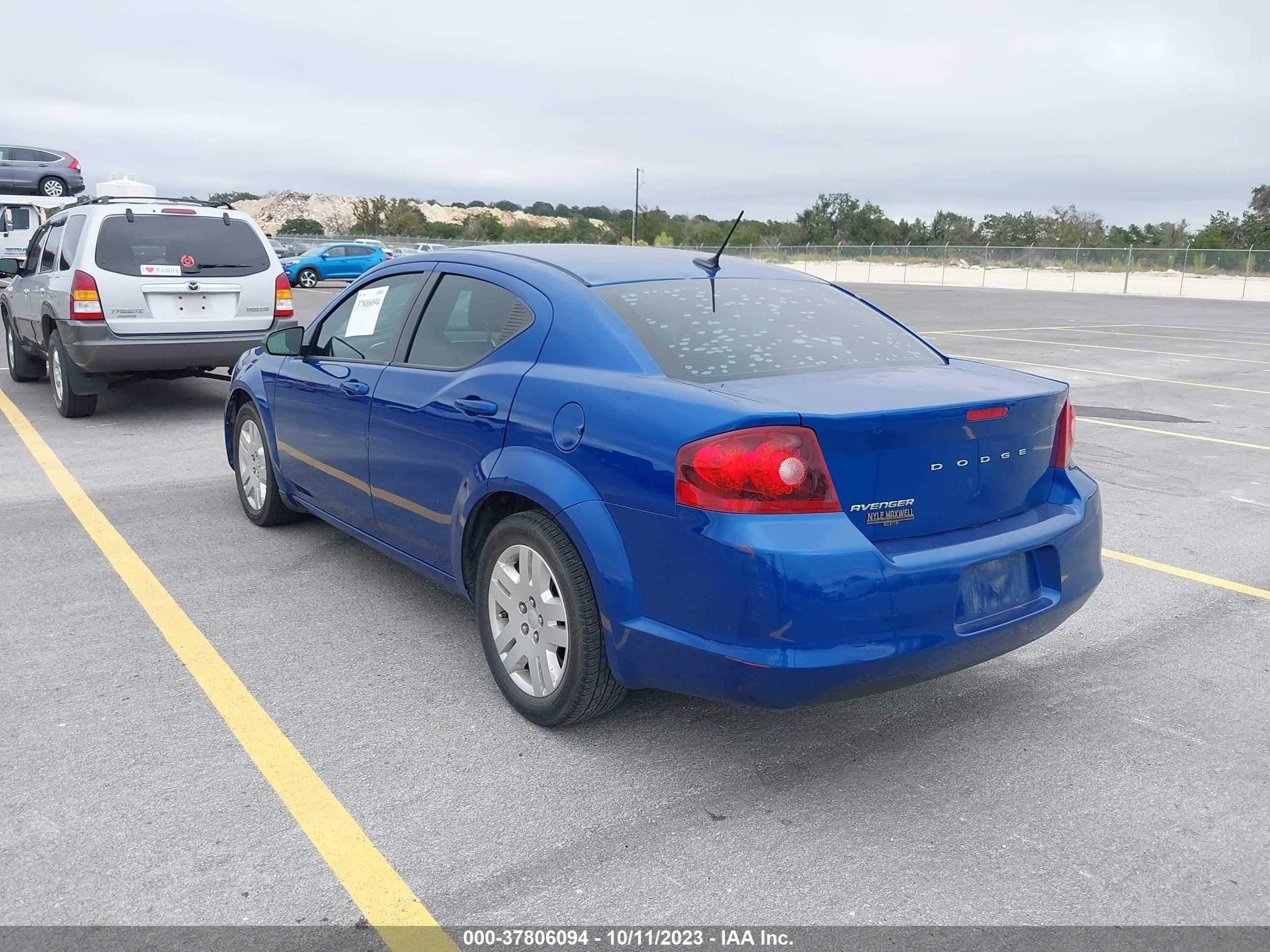 Photo 2 VIN: 1C3CDZAB3DN677272 - DODGE AVENGER 