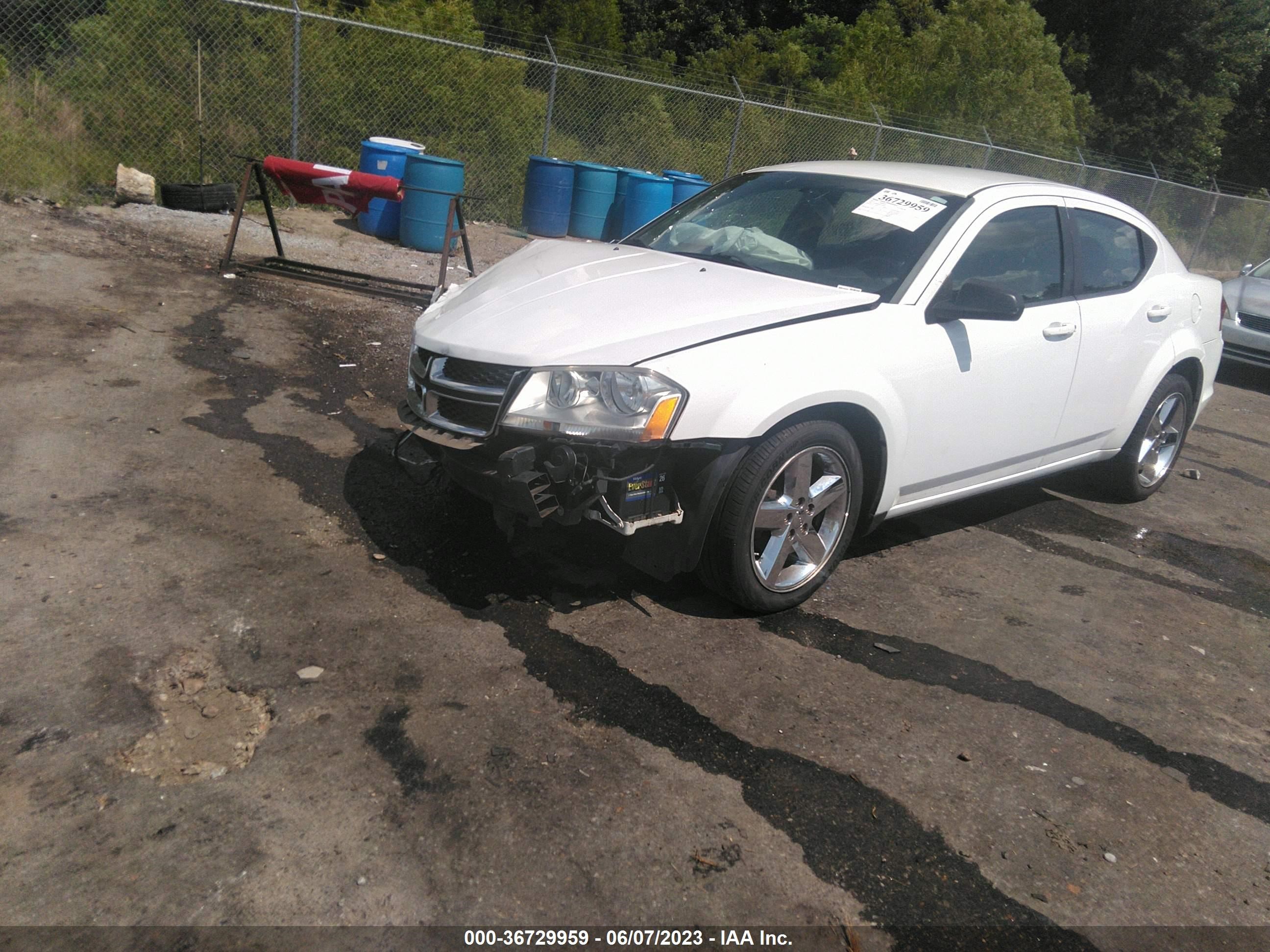 Photo 1 VIN: 1C3CDZAB4CN184151 - DODGE AVENGER 