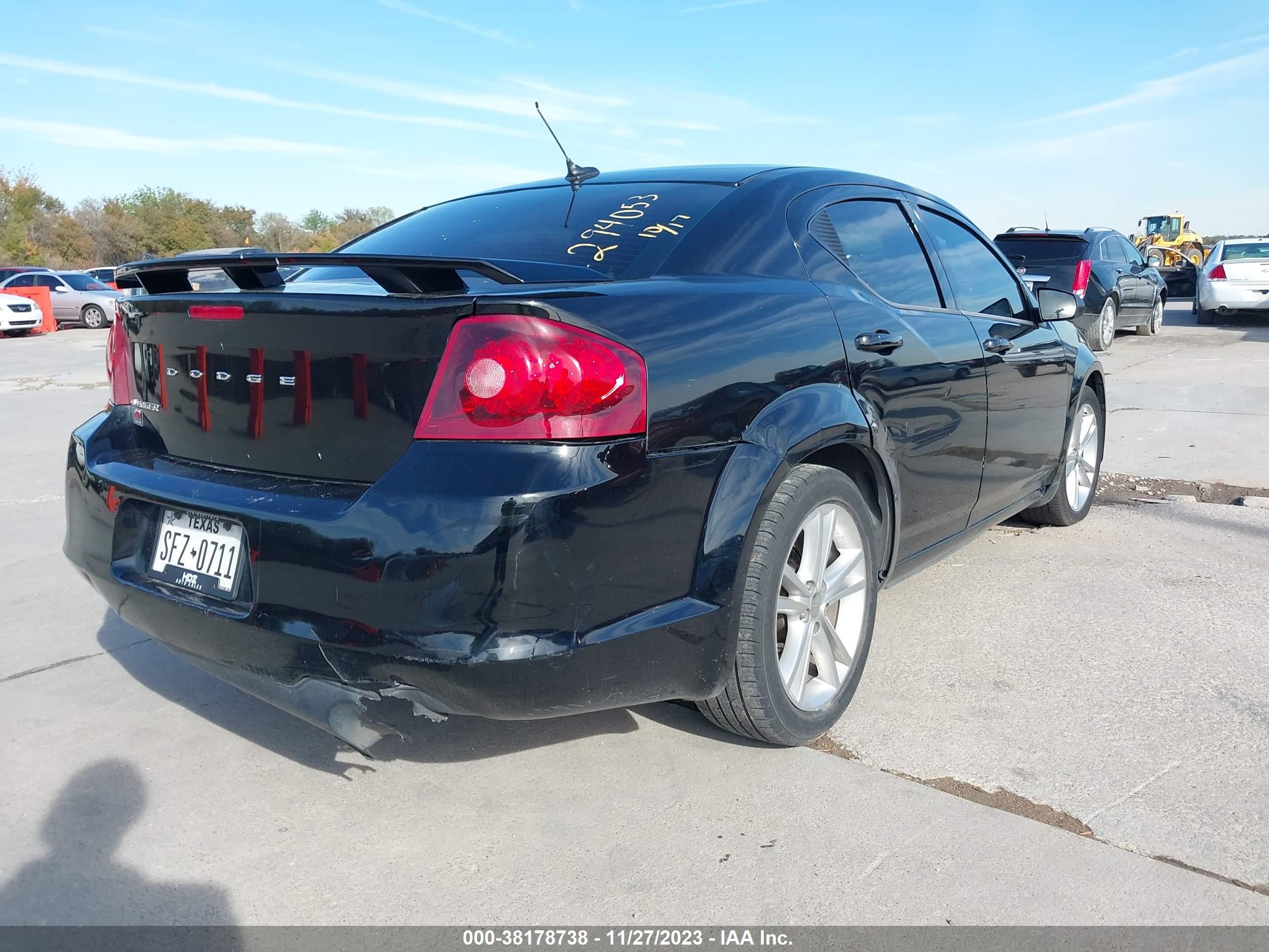 Photo 3 VIN: 1C3CDZAB5EN189121 - DODGE AVENGER 