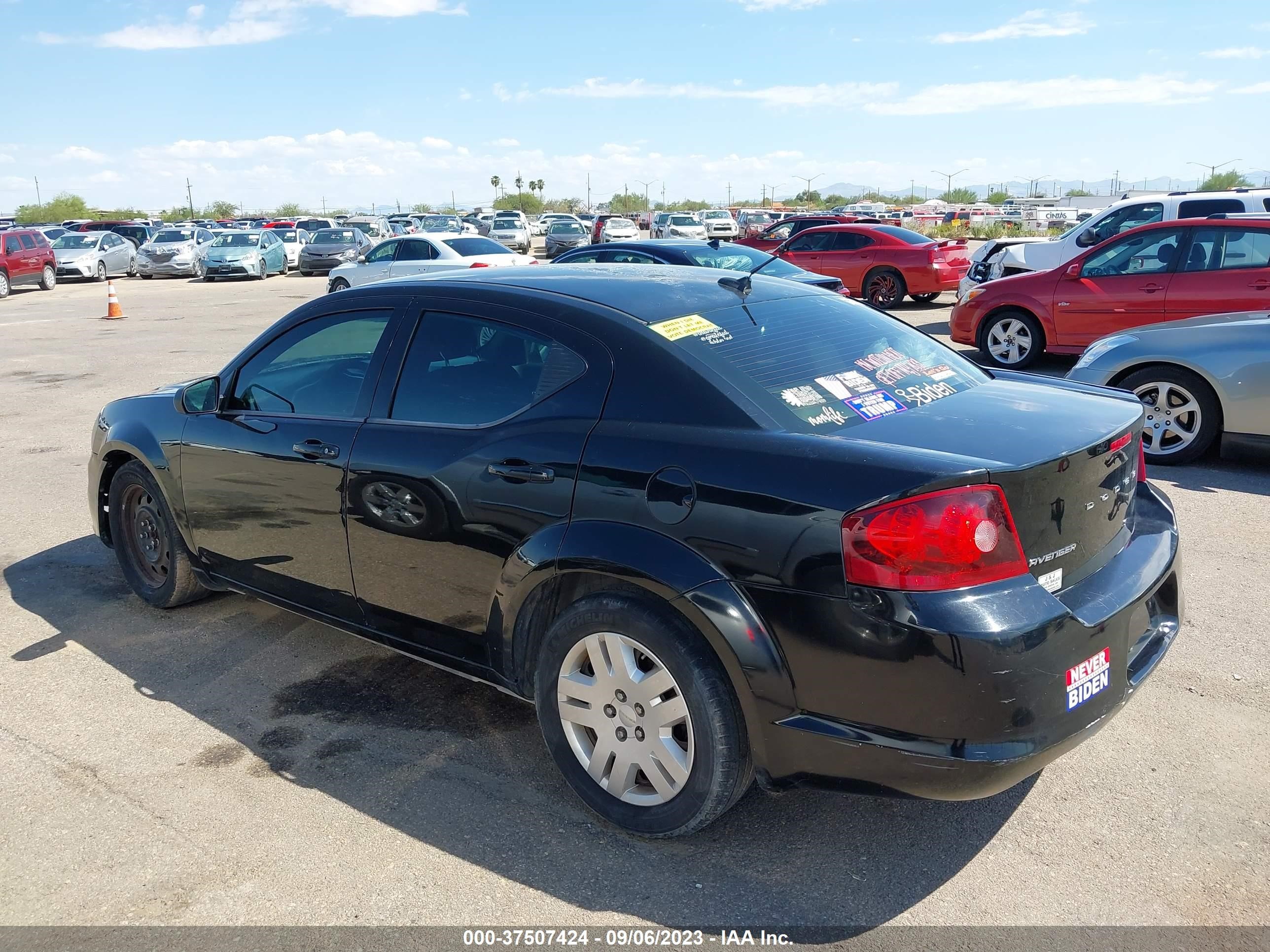 Photo 2 VIN: 1C3CDZAB7DN567096 - DODGE AVENGER 