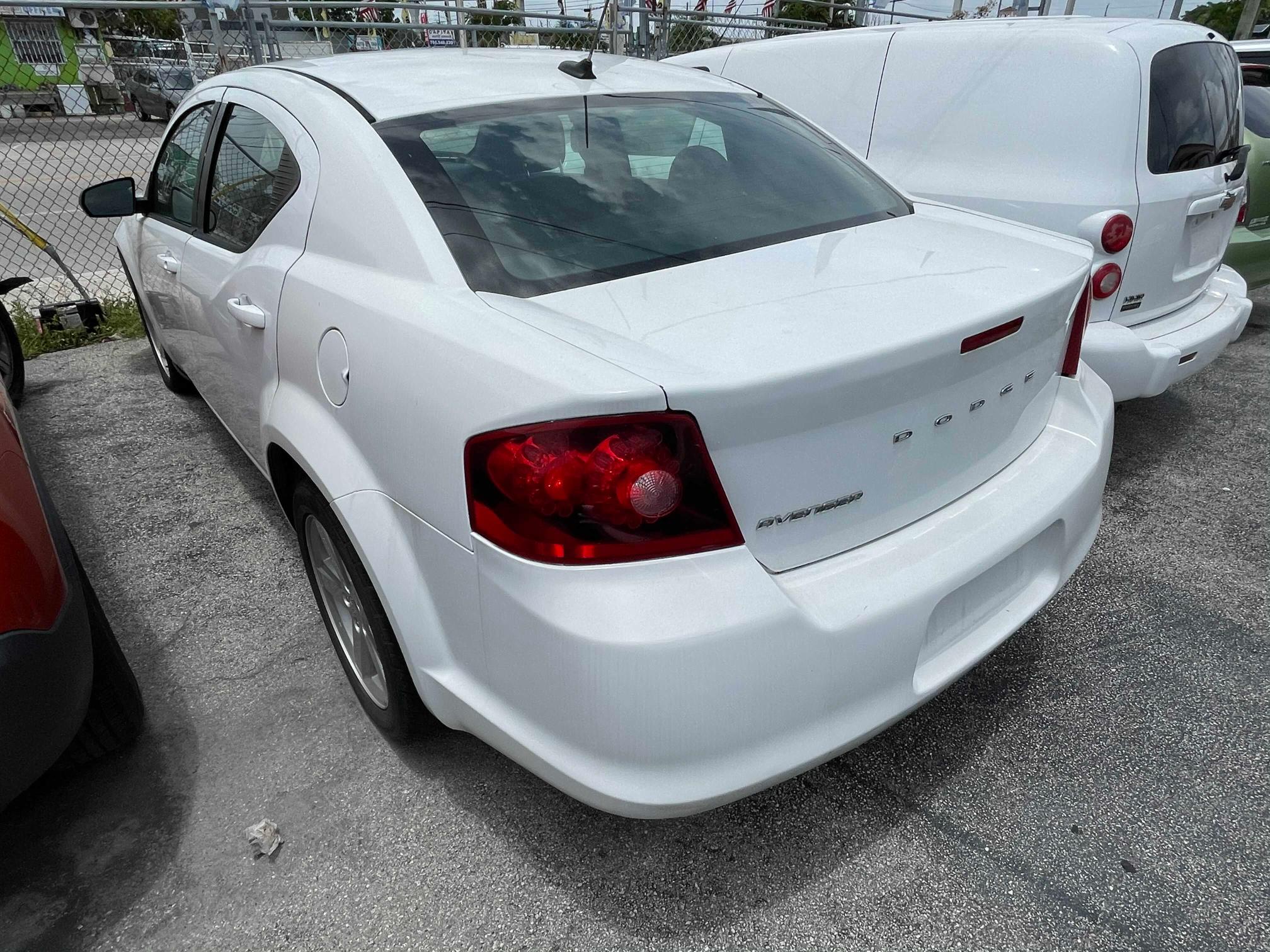 Photo 2 VIN: 1C3CDZAB8DN662279 - DODGE AVENGER SE 