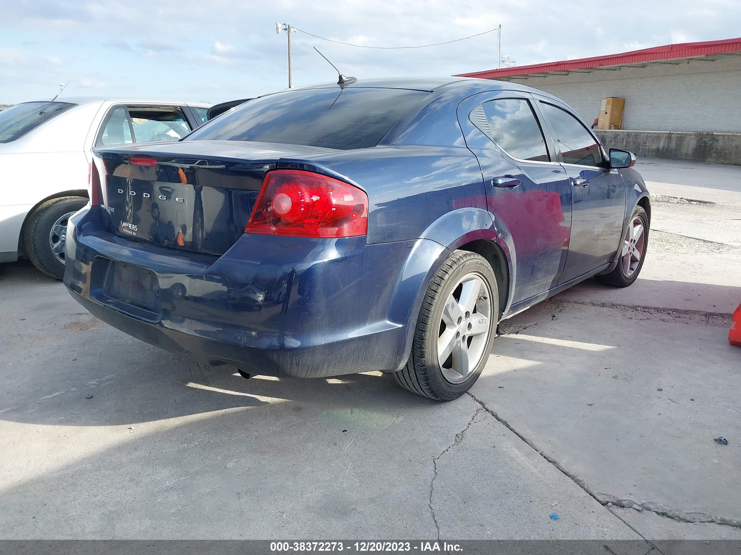 Photo 3 VIN: 1C3CDZAB9DN551417 - DODGE AVENGER 