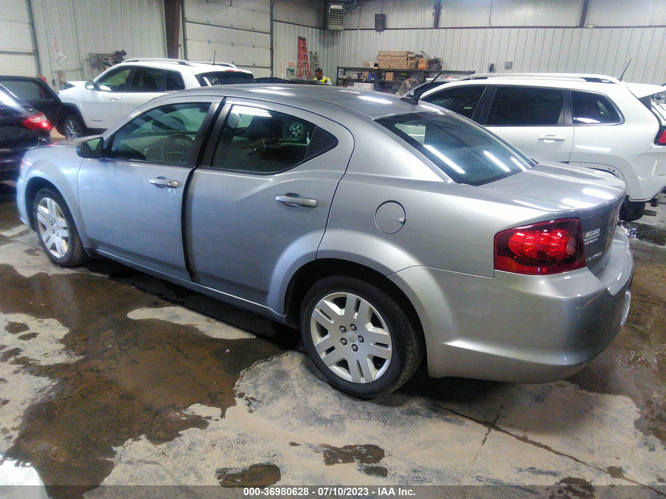 Photo 2 VIN: 1C3CDZAB9EN161323 - DODGE AVENGER 