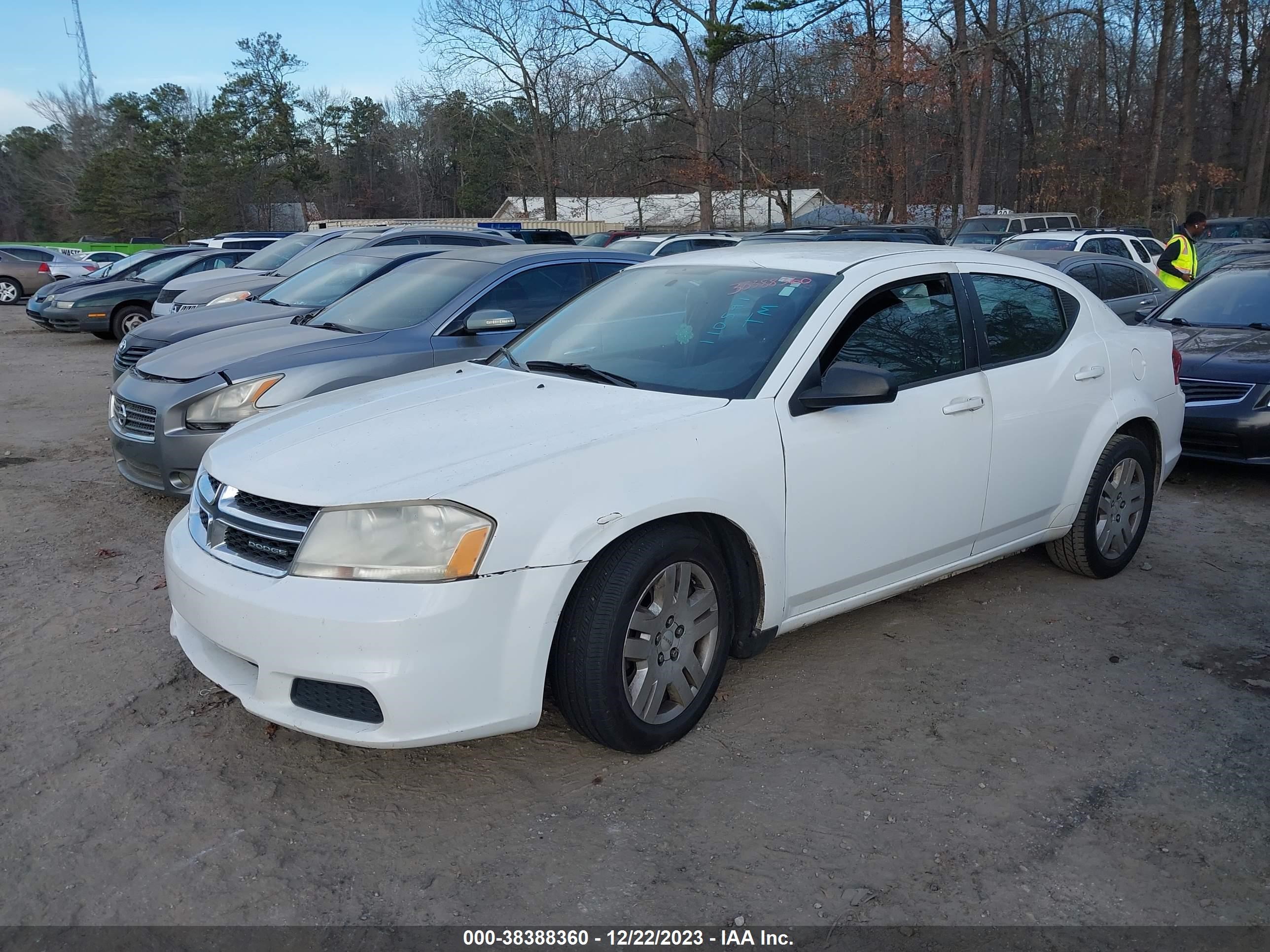 Photo 1 VIN: 1C3CDZABXCN110541 - DODGE AVENGER 