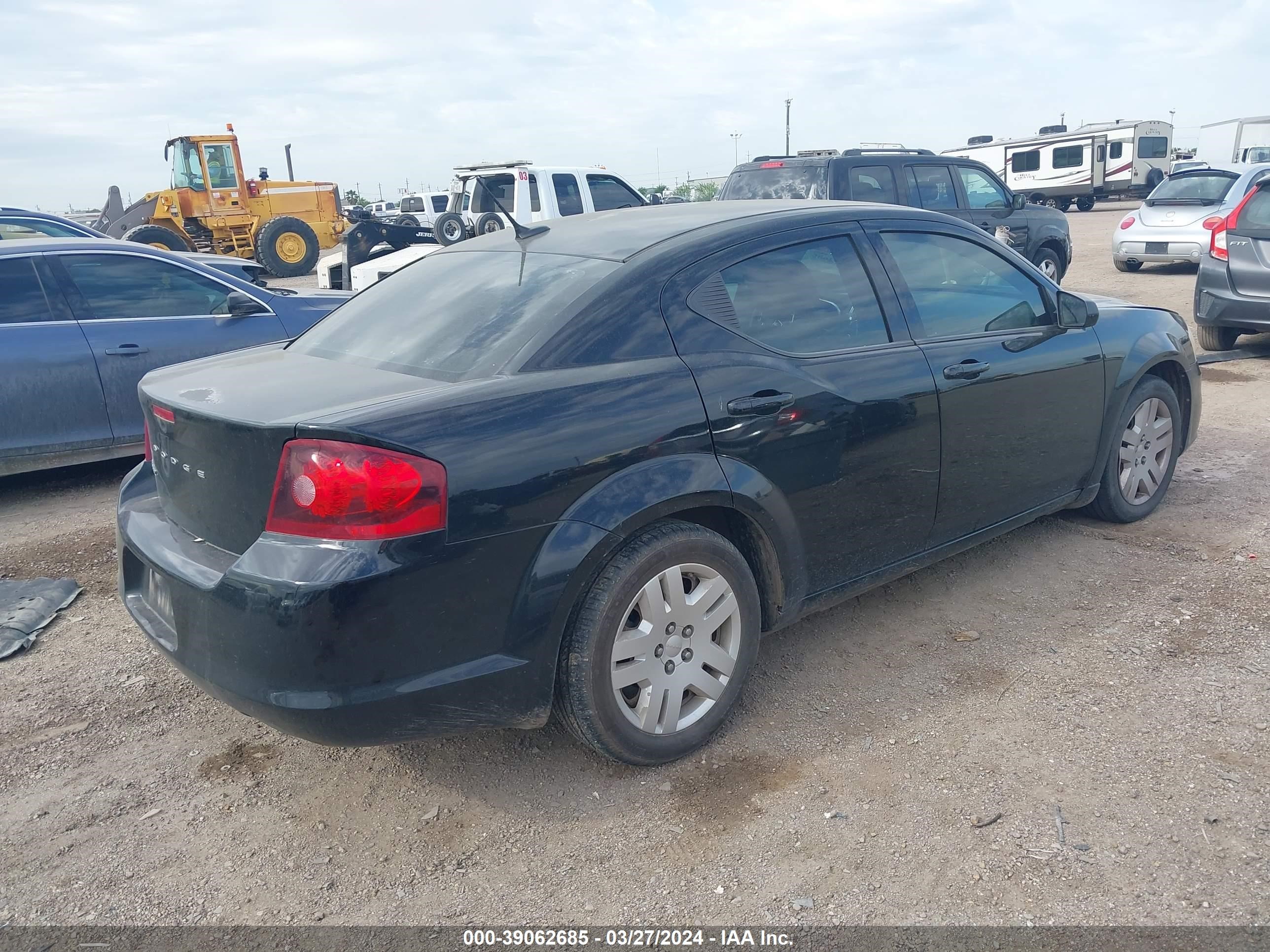 Photo 3 VIN: 1C3CDZABXDN702815 - DODGE AVENGER 