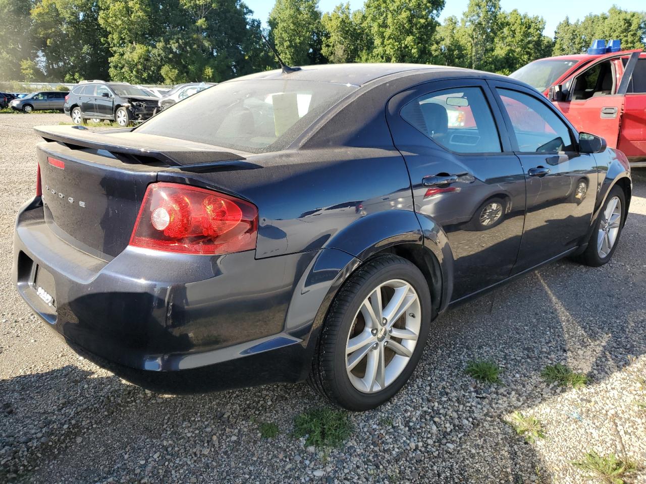 Photo 2 VIN: 1C3CDZAG9CN291322 - DODGE AVENGER 